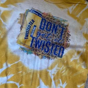 Twisted tea bleached shirt